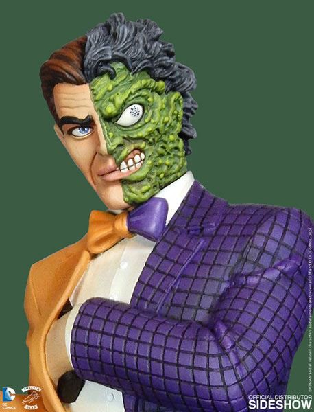 Batman Classic Collection Maquette Two Face 35 cm